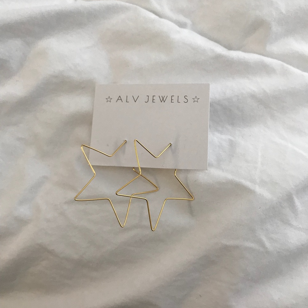 Gold star earrings!